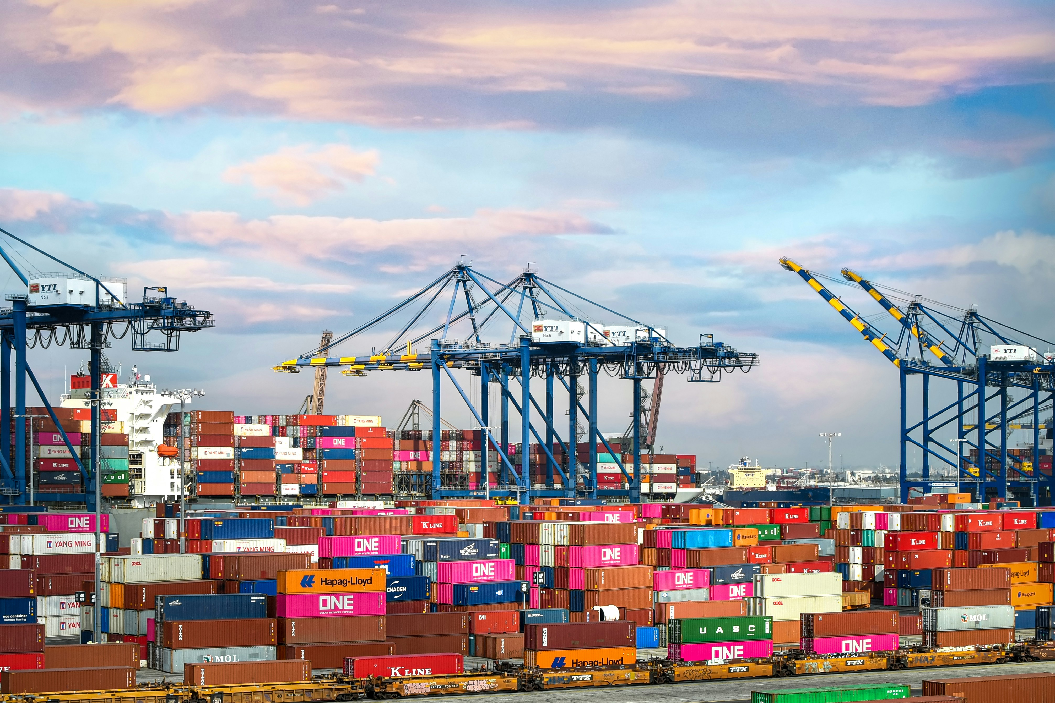 About Global Logistics Investment